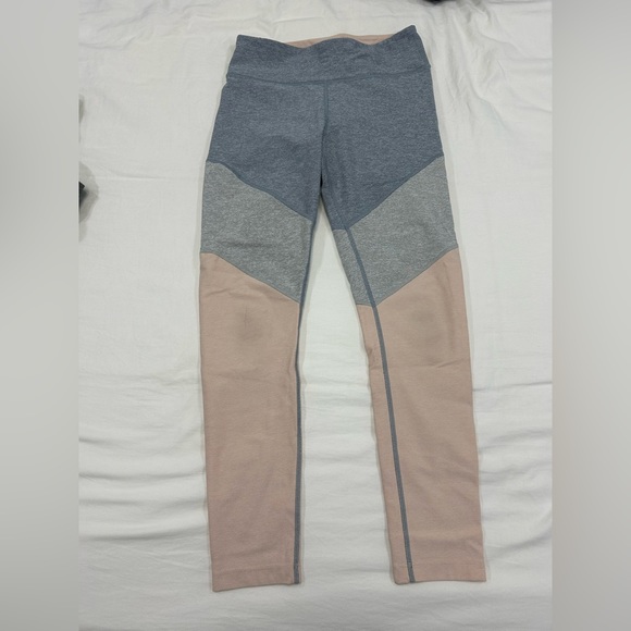Outdoor Voices Pink & Gray Colorblock full length leggings Activewear - Picture 5 of 5